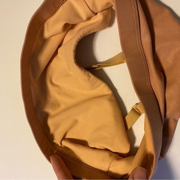 Fabletics tan gold beige sparkly GIA IRIDESCENT LOW-IMPACT SPORTS BRA-S - Picture 4 of 6